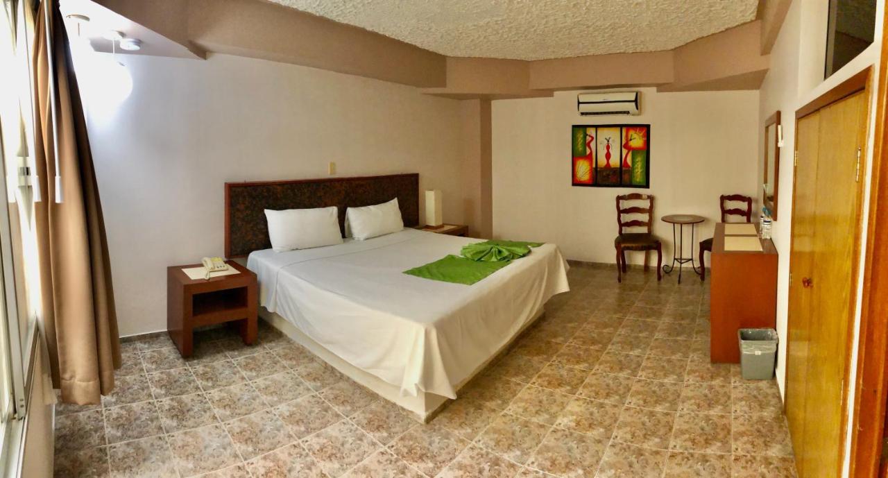 Hotel Del Camino Real El Grullo Kültér fotó