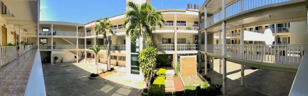 Hotel Del Camino Real El Grullo Kültér fotó