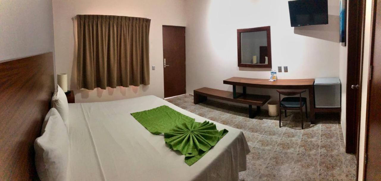 Hotel Del Camino Real El Grullo Kültér fotó